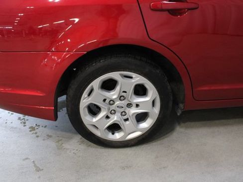 Used 2010 Ford Fusion SE FWD image 25