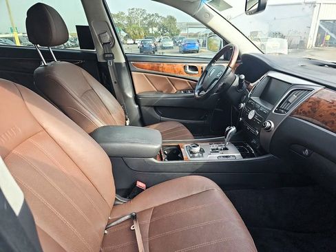 Used 2013 Hyundai Equus Signature RWD image 12