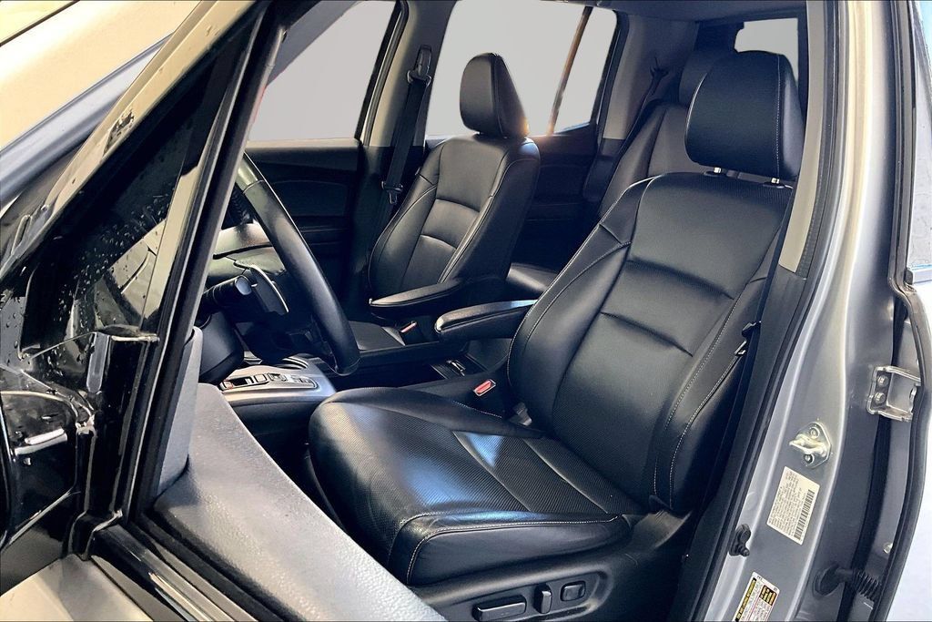 Used 2021 Honda Ridgeline RTL-E image 22