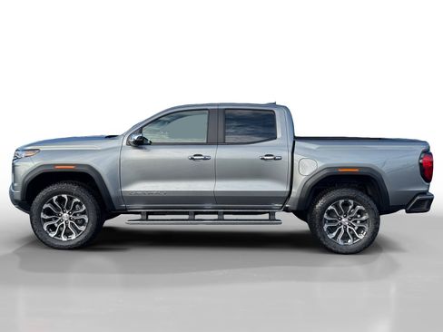 New 2026 GMC Canyon Denali image 2