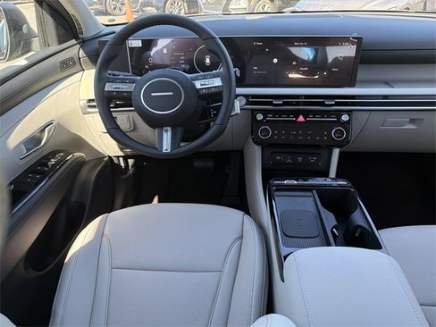 New 2026 Hyundai Tucson Limited image 22