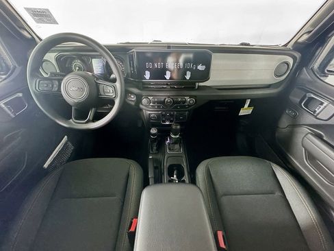 New 2026 Jeep Gladiator Sport AWD/4WD image 9
