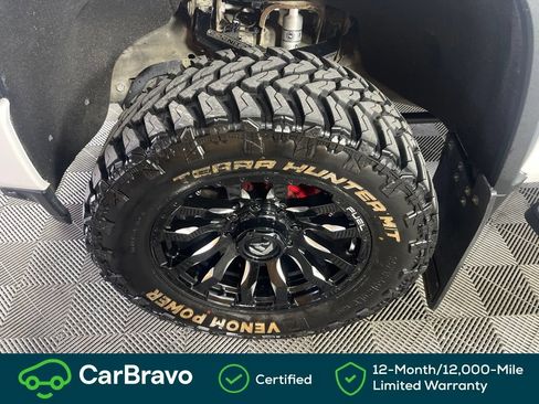 Used 2021 Chevrolet Silverado 2500 High Country w/ Z71 Off-Road Package AWD/4WD image 15