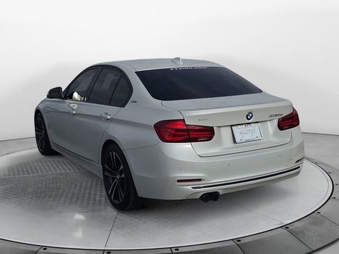Used 2018 BMW 330e image 3