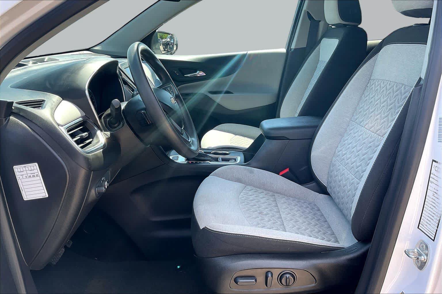 Used 2022 Chevrolet Equinox LT AWD/4WD image 8