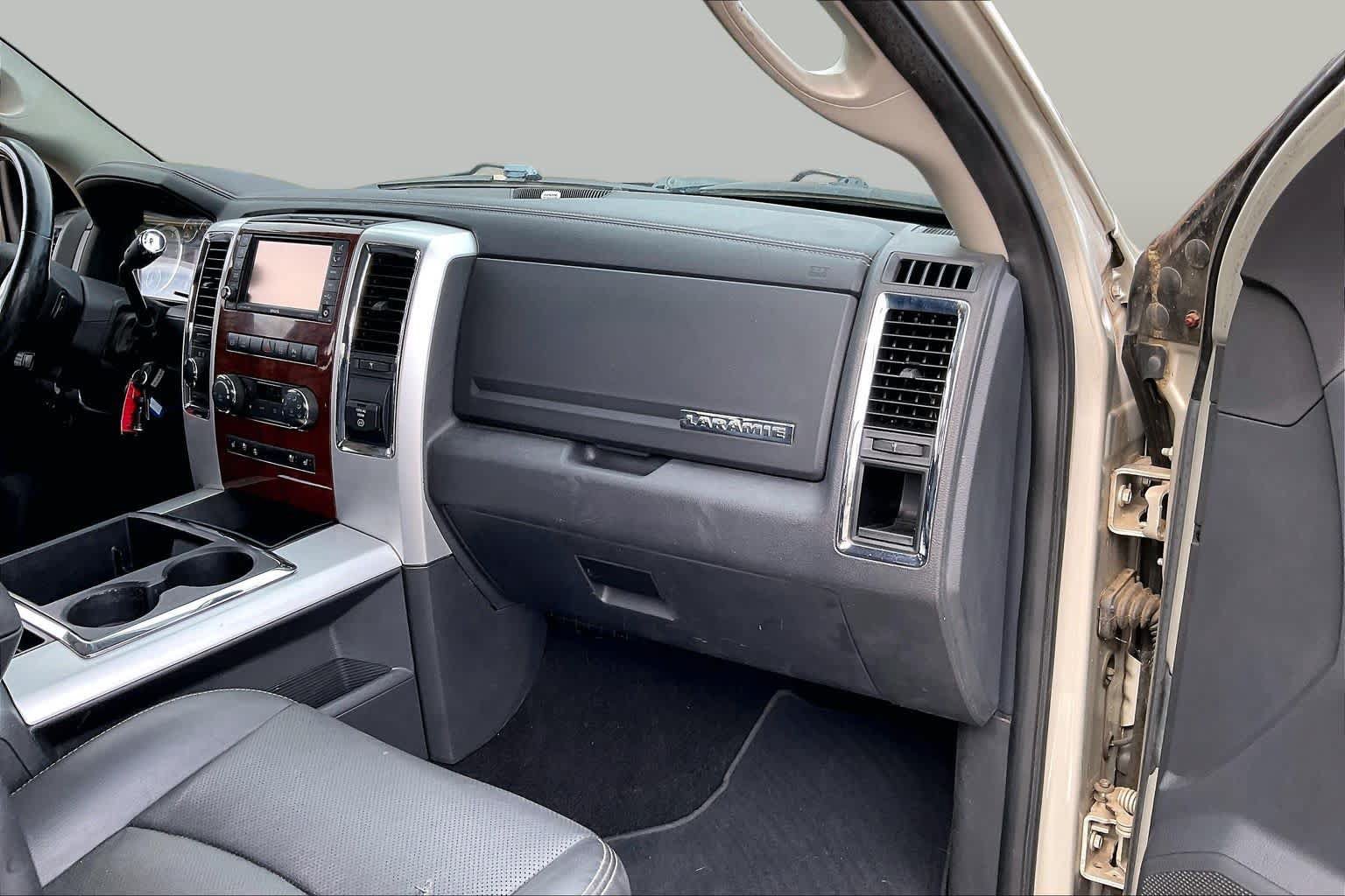 Used 2010 Dodge Ram 2500 Truck Laramie w/ Protection Group AWD/4WD image 17
