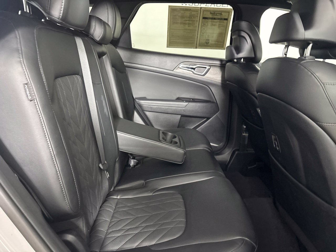 Used 2025 Kia Sportage X-Line w/ Premium Package AWD/4WD image 30