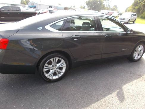 Used 2015 Chevrolet Impala LT w/ Convenience Package FWD image 13