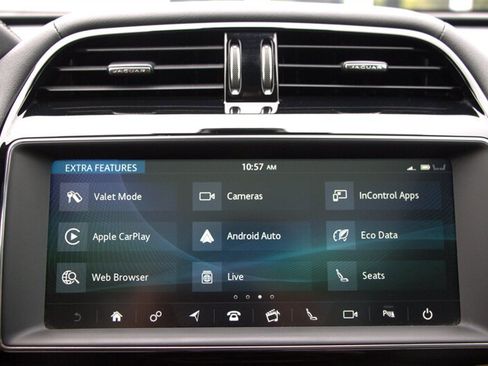Used 2020 Jaguar F-PACE Prestige AWD/4WD image 35