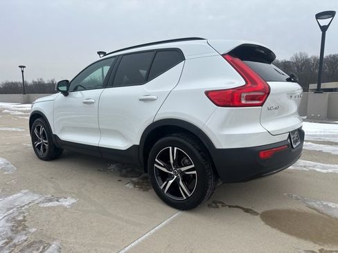 Certified 2024 Volvo XC40 B5 Core image 6
