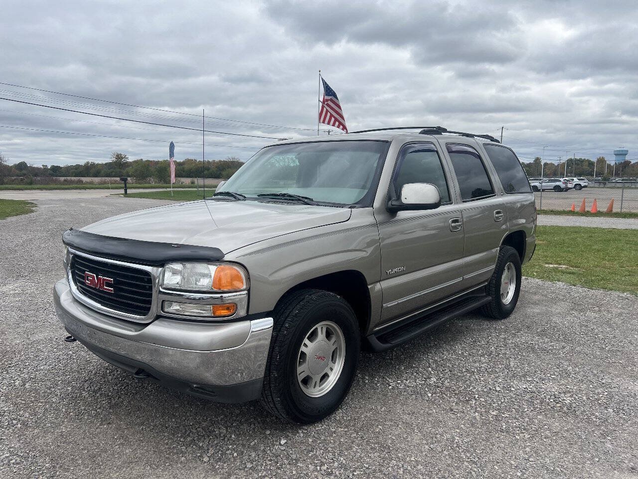 Used 2002 GMC Yukon SLE RWD image 4