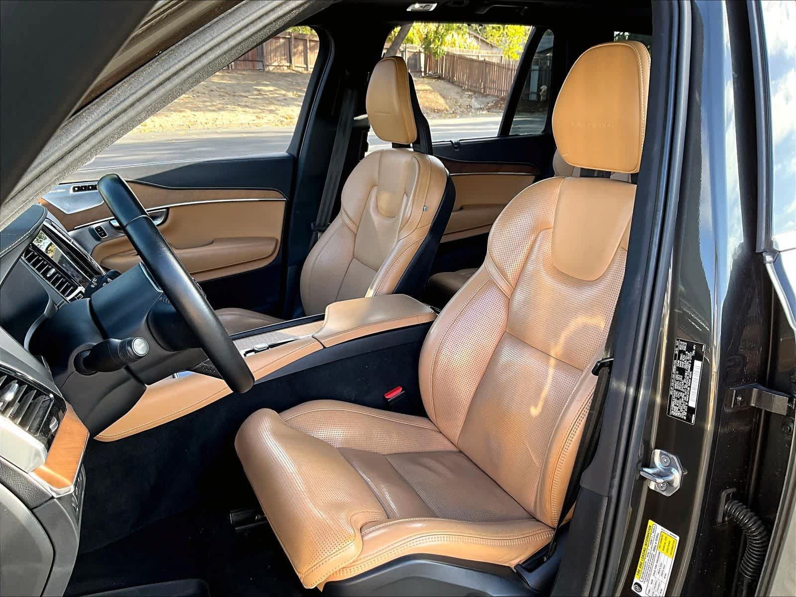 Used 2018 Volvo XC90 T8 Inscription w/ Convenience Package AWD/4WD image 17