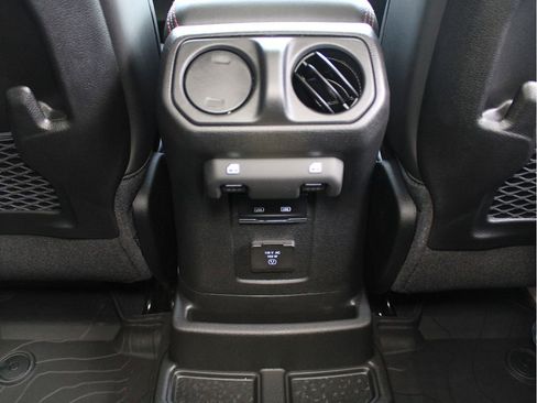 New 2026 Jeep Wrangler Unlimited Rubicon w/ Safety Group AWD/4WD image 32