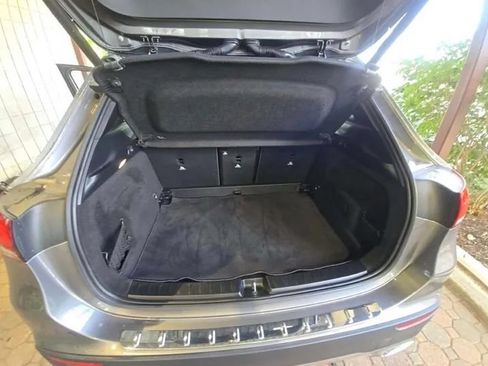 Used 2021 Mercedes-Benz GLA 250 4MATIC image 4
