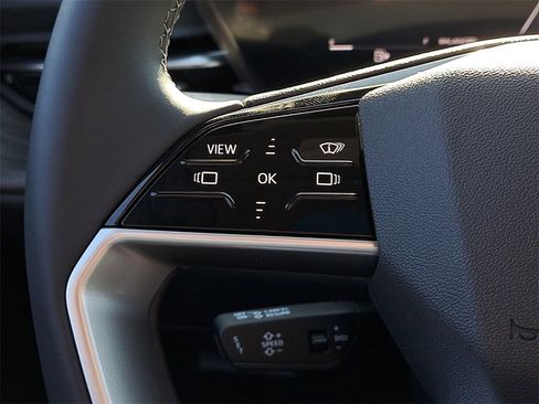 New 2025 Audi Q5 Premium Plus image 9