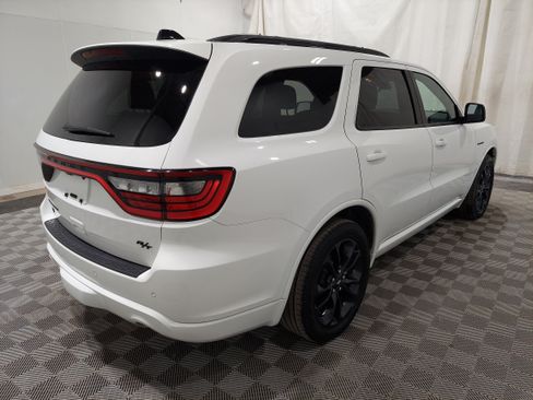 Used 2025 Dodge Durango R/T w/ Blacktop Package AWD/4WD image 3