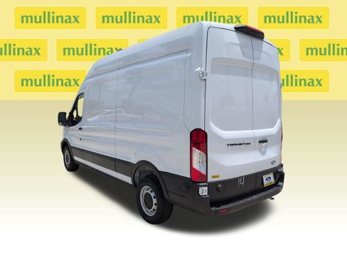 New 2026 Ford Transit 250 148 High Roof w/ Load Area Protection Package RWD image 9