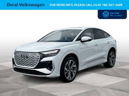 Used 2023 Audi Q4 e-tron Premium Plus w/ Premium Plus image 4