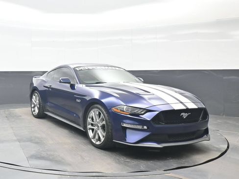 Used 2018 Ford Mustang GT Premium w/ Safe & Smart Package RWD image 9