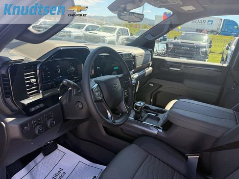 New 2026 Chevrolet Silverado 1500 ZR2 AWD/4WD image 18