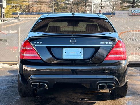 Used 2011 Mercedes-Benz S 63 AMG image 12