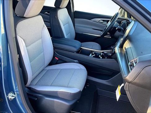 New 2026 Chevrolet Traverse LT w/ Sun and Wheel Package image 10