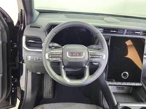 Used 2026 GMC Terrain Elevation image 28