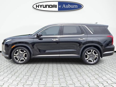 Certified 2024 Hyundai Palisade Limited FWD image 11