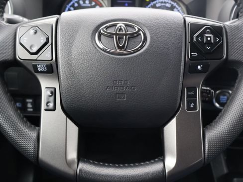 Used 2023 Toyota Tacoma TRD Sport w/ Black Out Package (TMS) image 18