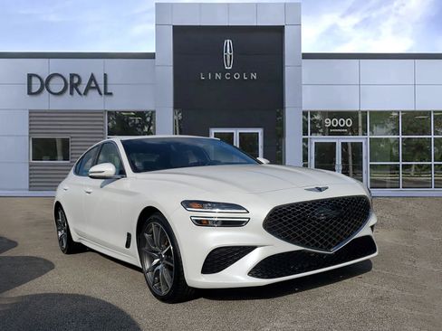 Used 2023 Genesis G70 2.0T image 1