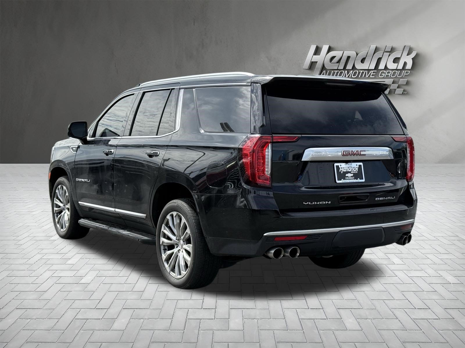 Used 2023 GMC Yukon Denali AWD/4WD image 9