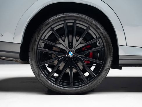 Used 2026 BMW X6 xDrive40i AWD/4WD image 38