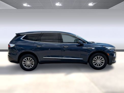 Certified 2023 Buick Enclave Essence AWD/4WD image 8