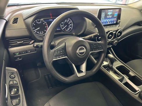 Used 2024 Nissan Sentra SV FWD image 13