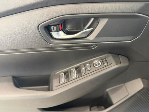 Used 2026 Honda Accord LX image 9