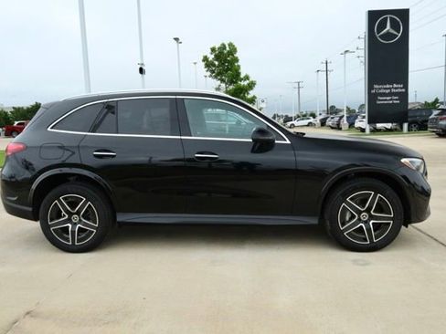 Certified 2026 Mercedes-Benz GLC 300 image 2