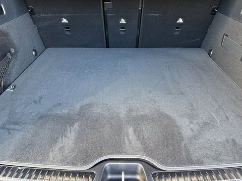 New 2025 Mercedes-Benz GLC 350e 4MATIC image 28