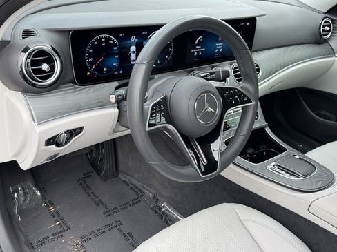 Used 2023 Mercedes-Benz E 350 Sedan image 17