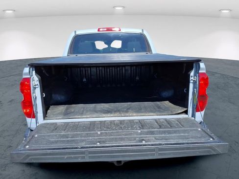 Used 2019 Toyota Tundra SR5 AWD/4WD image 8