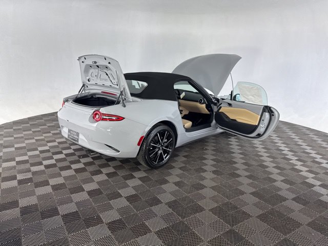 New 2026 MAZDA MX-5 Miata Grand Touring w/ Weather Package RWD image 16