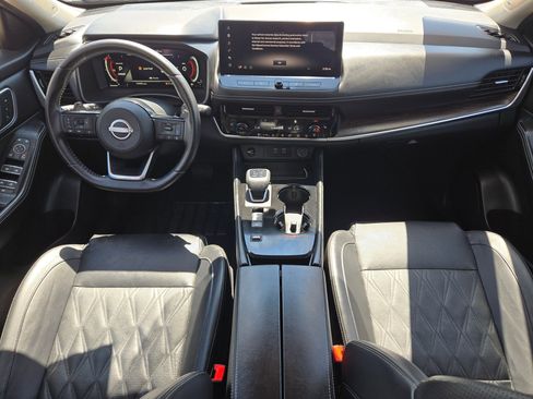 Certified 2024 Nissan Rogue Platinum FWD image 16