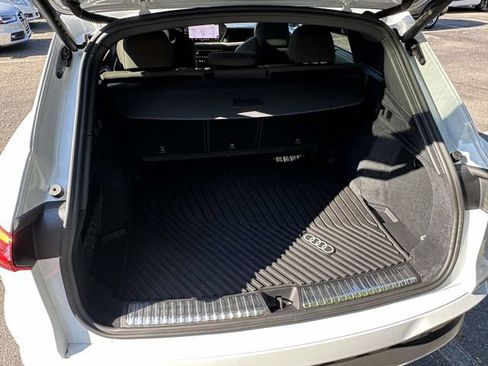 Certified 2025 Audi Q5 Premium AWD/4WD image 13