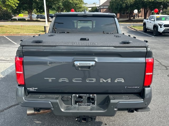 Used 2024 Toyota Tacoma Limited AWD/4WD image 4