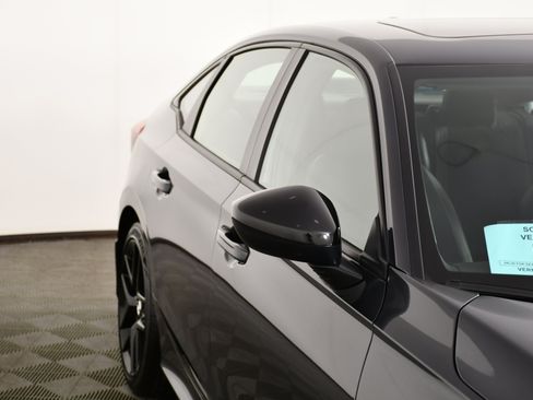 Certified 2025 Honda Civic Sport image 14