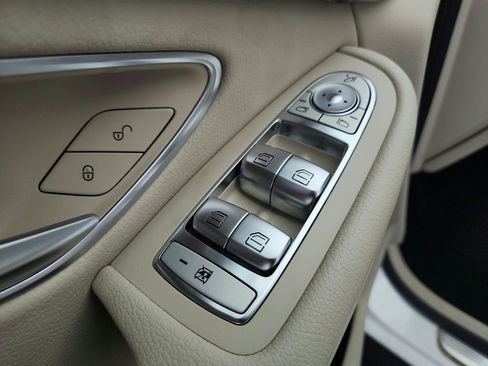 Used 2022 Mercedes-Benz GLC 300 4MATIC image 20