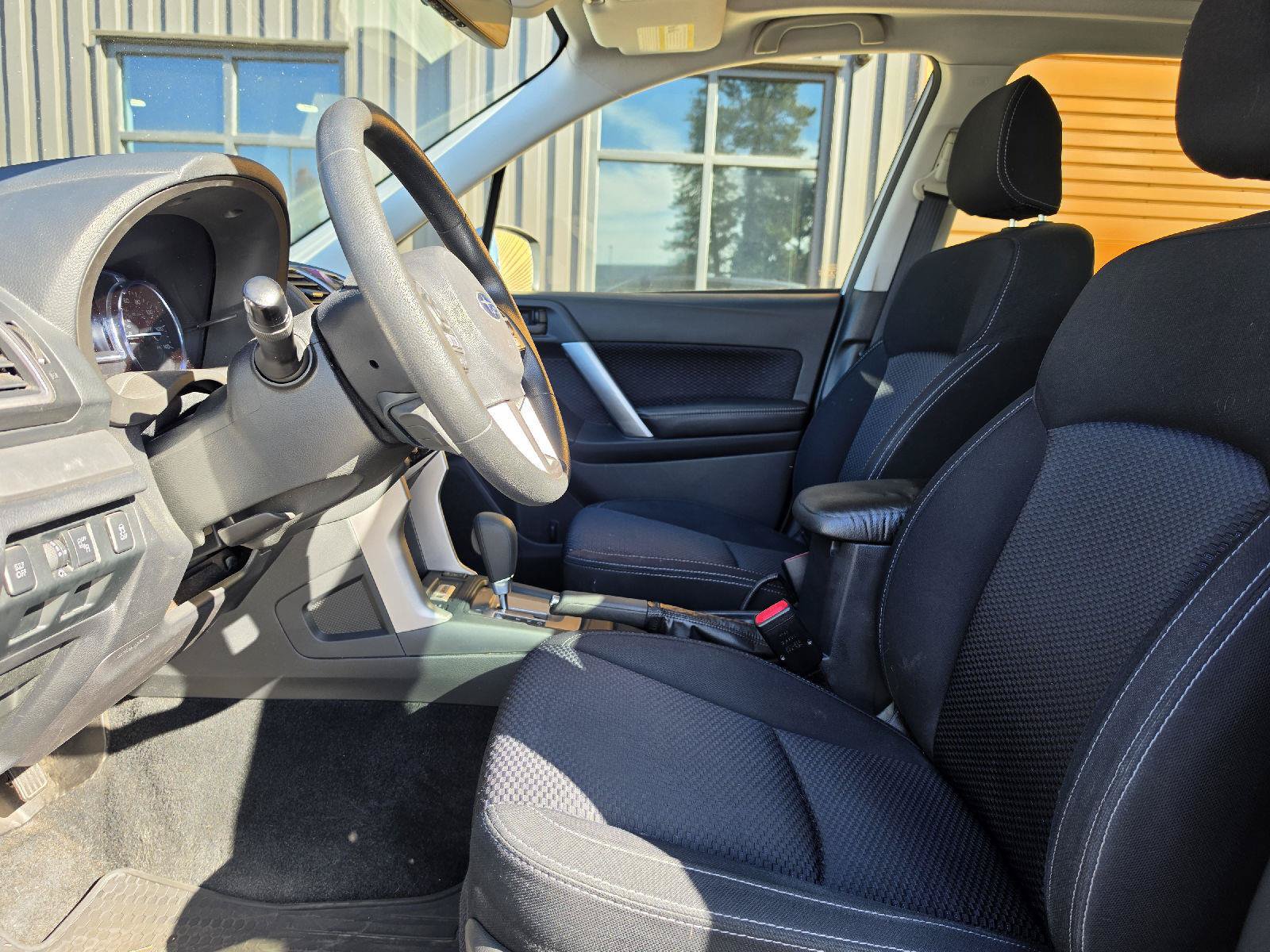 Used 2017 Subaru Forester 2.5i Premium AWD/4WD image 11