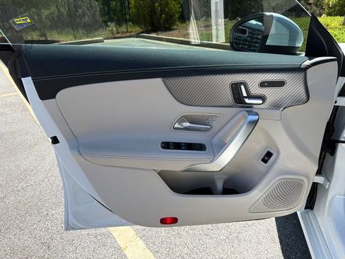 Used 2025 Mercedes-Benz CLA 250 image 10