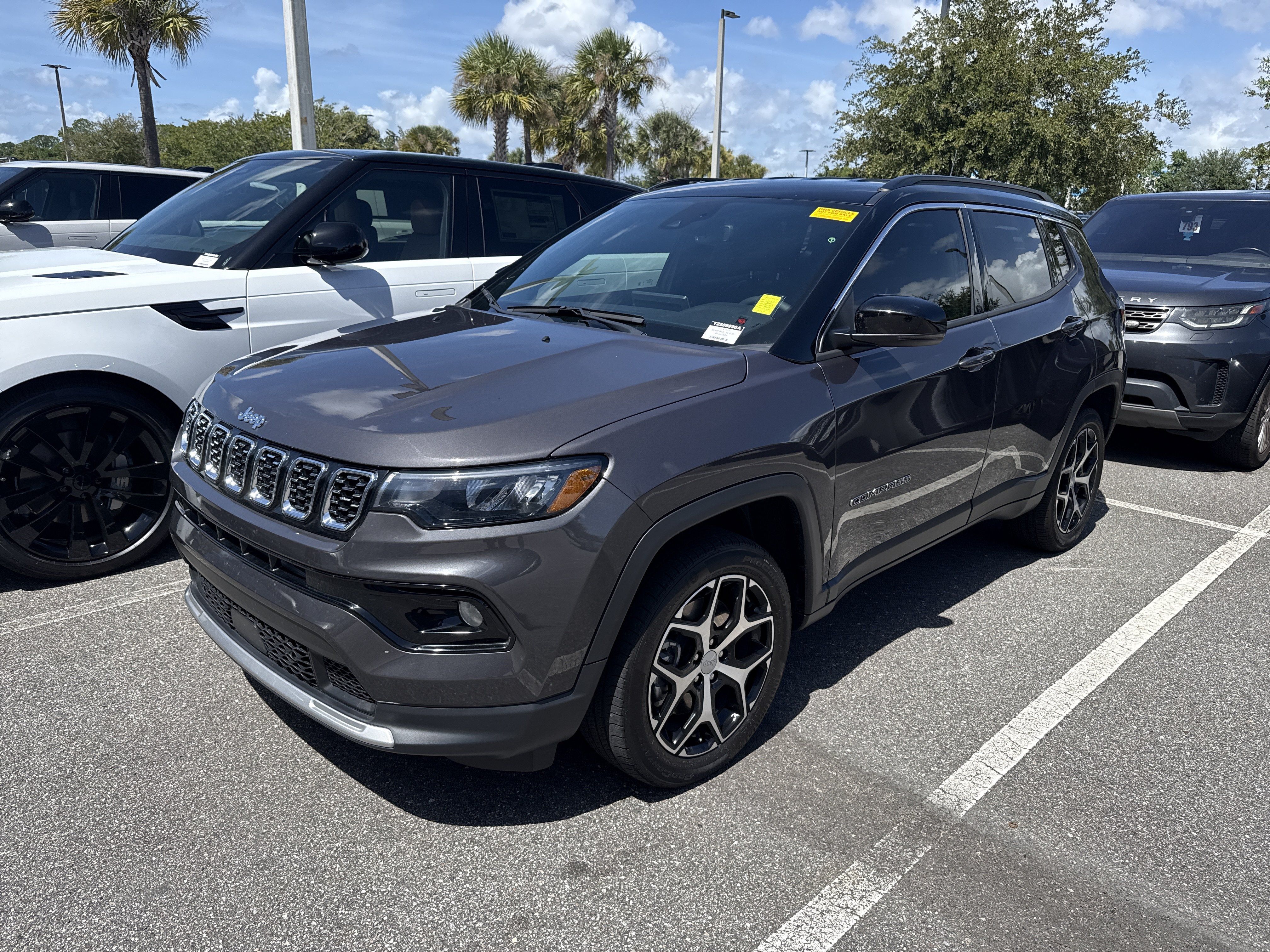 Used 2024 Jeep Compass Limited AWD/4WD image 1