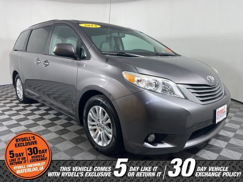 Used 2014 Toyota Sienna XLE image 1