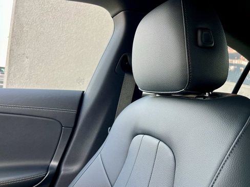 Certified 2025 Mercedes-Benz CLA 250 4MATIC image 44